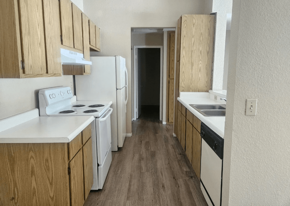 229 Lancaster photo 5
